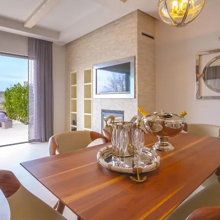 Holiday home Prestige By Interhome Malinska