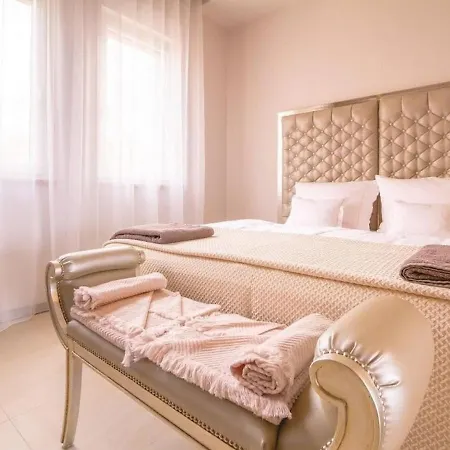 Holiday home Prestige By Interhome