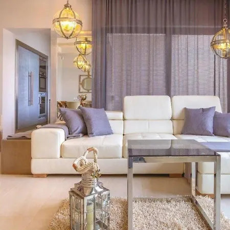 Holiday home Prestige By Interhome